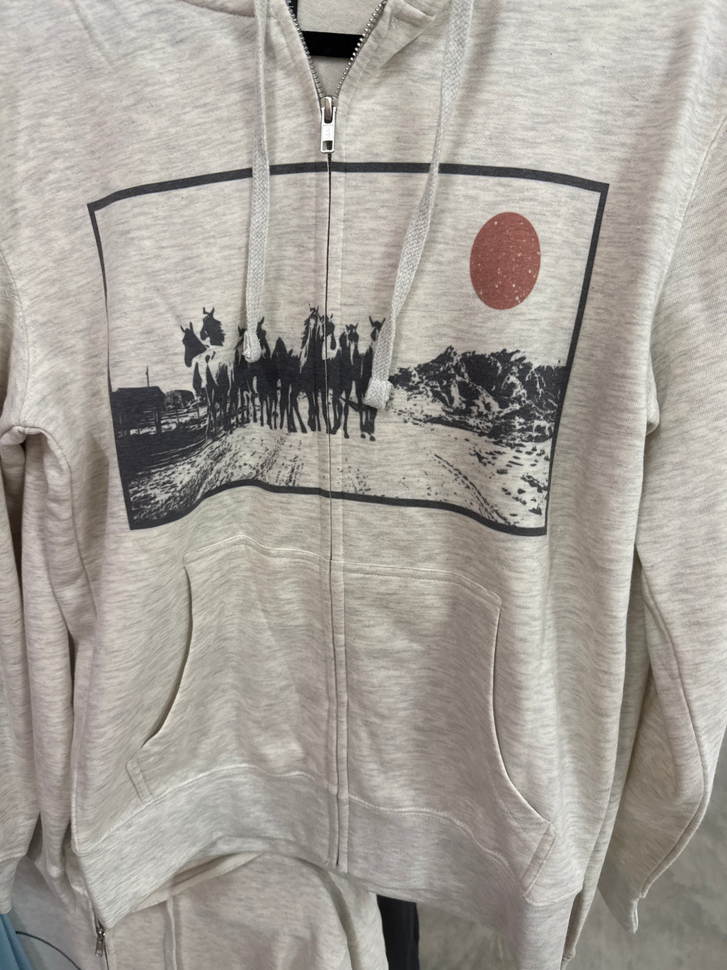 Zip up horses